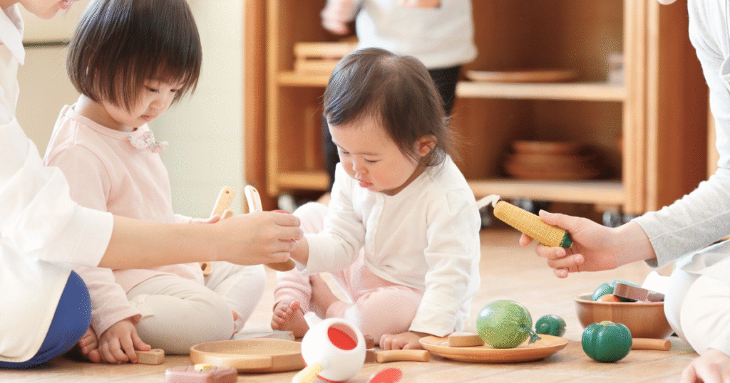 バンクーバーでデイケアを探す親必見。申し込み手順、待機リスト対策を網羅した完全ガイドのアイキャッチ画像